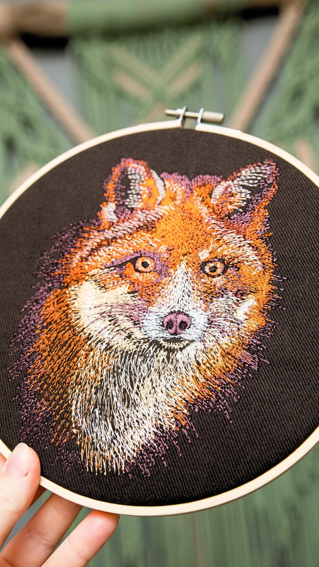 haftowany lis w tamborku