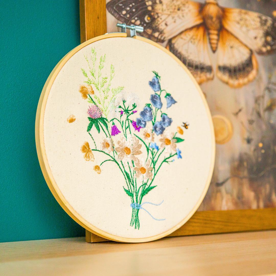 Bukiet polnych kwiatów Jagna – haft w tamborku 20 cm