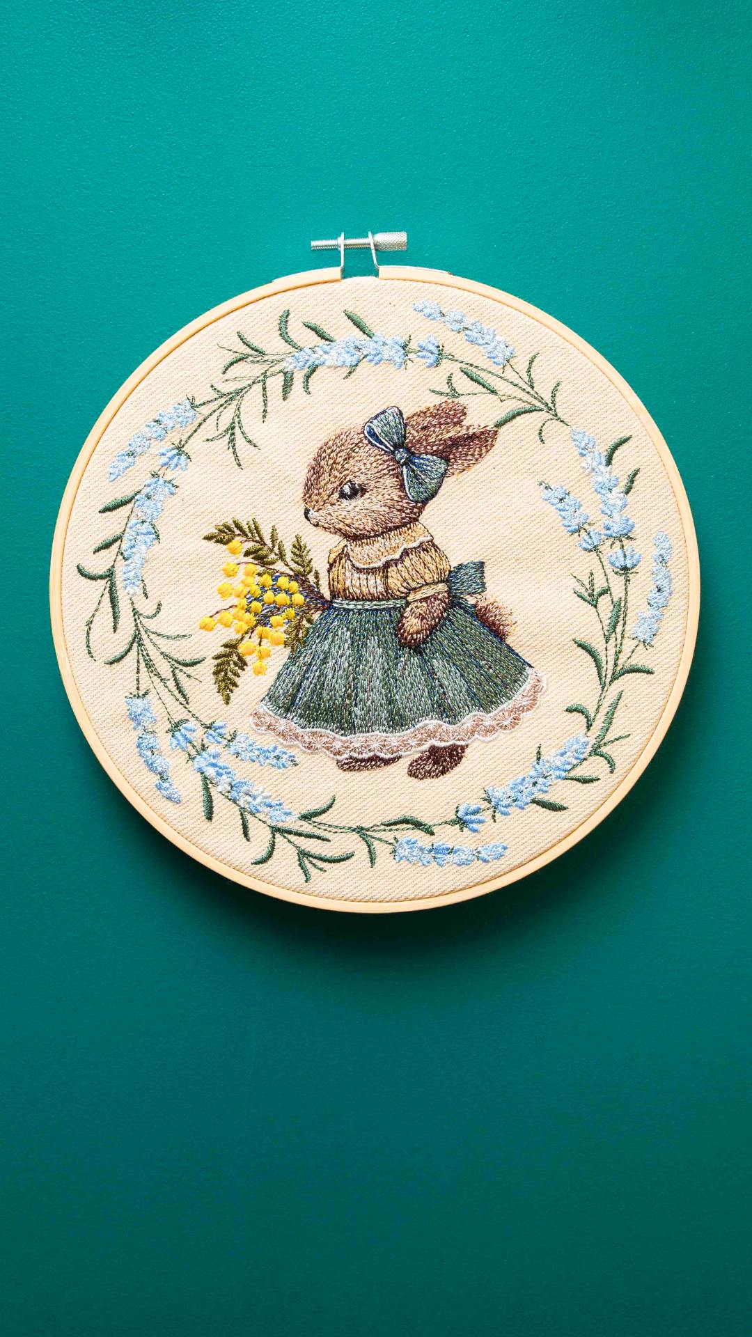 Królik (girl), haft w tamborku 20 cm