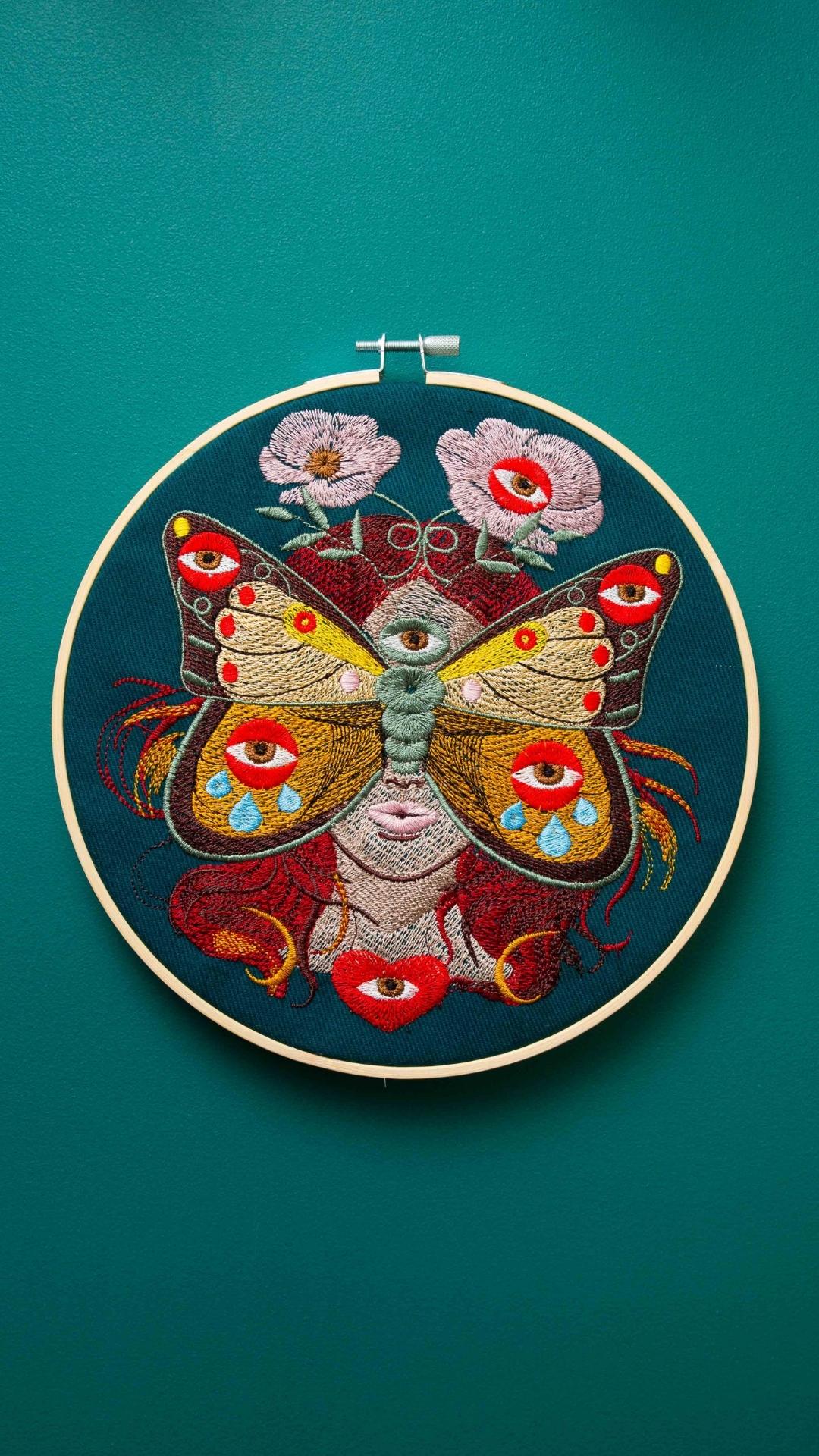 Madame Butterfly green, haft w tamborku 20 cm