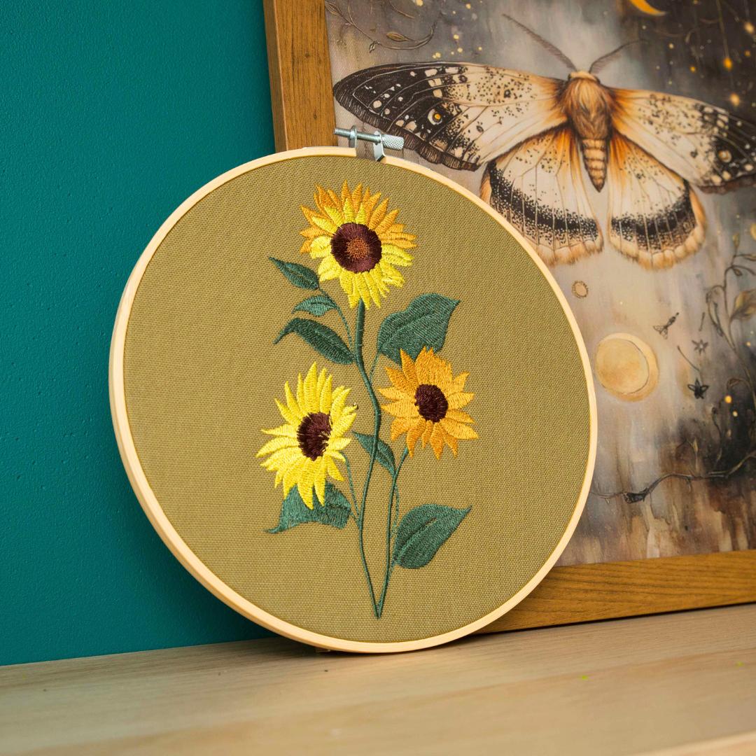Słoneczniki – haft w tamborku 20 cm