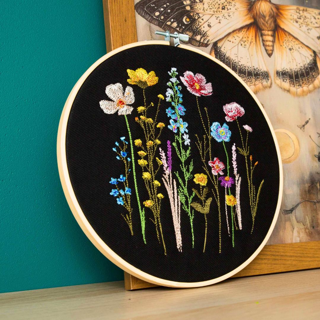 Wild medow black – haft w tamborku 20 cm