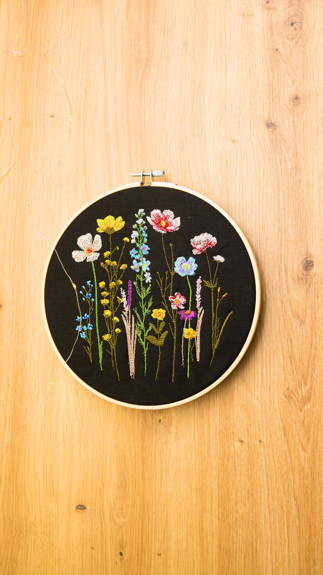Wild medow black - haft w tamborku 20 cm
