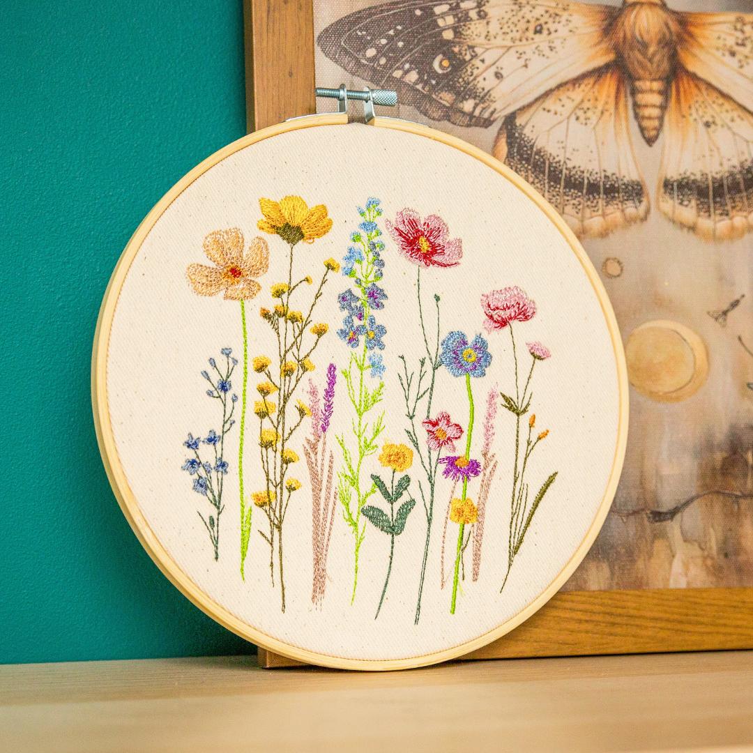 Wild medow light – haft w tamborku 20 cm