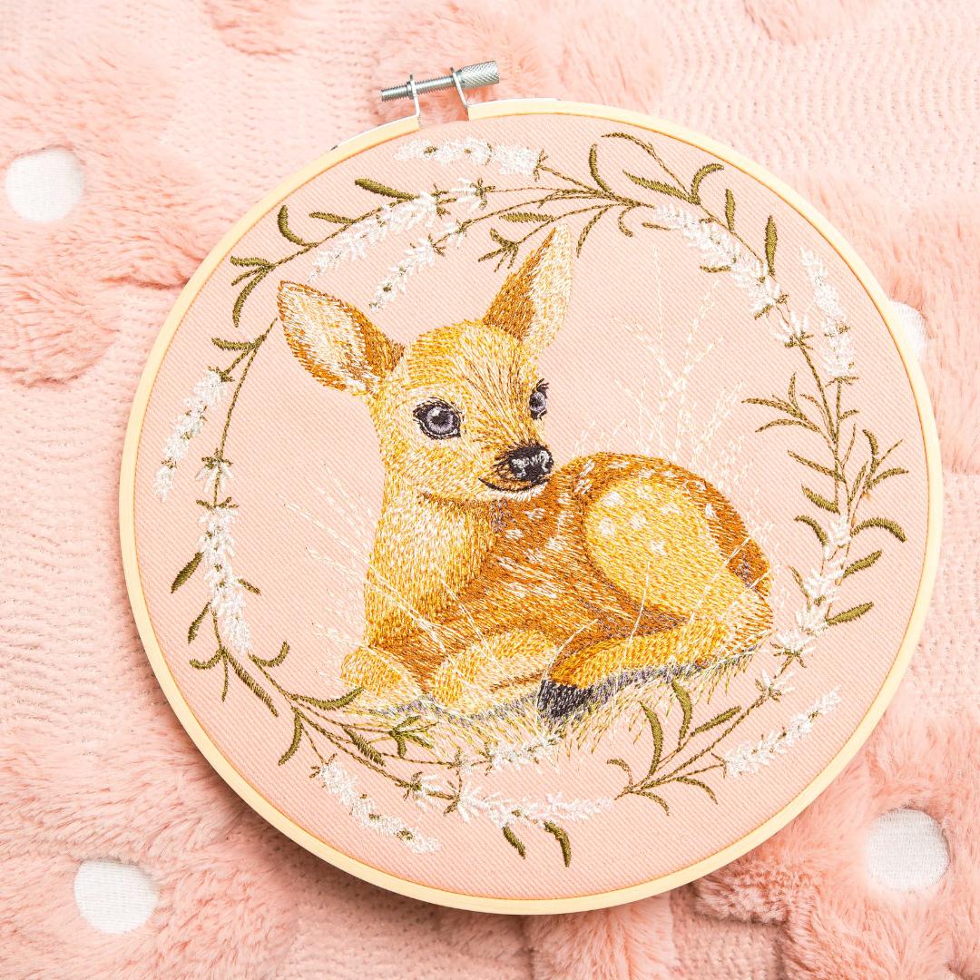 Sarenka pink, haft w tamborku 20 cm