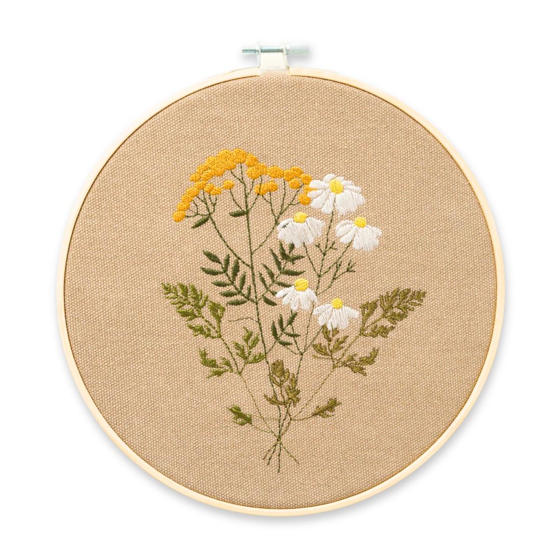 Wrotycz i rumianek, beż, botaniczny haft w tamborku 20 cm