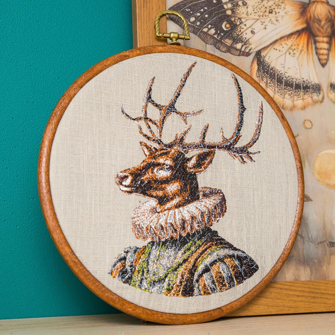 Lord Deer- haft w tamborku 20 cm