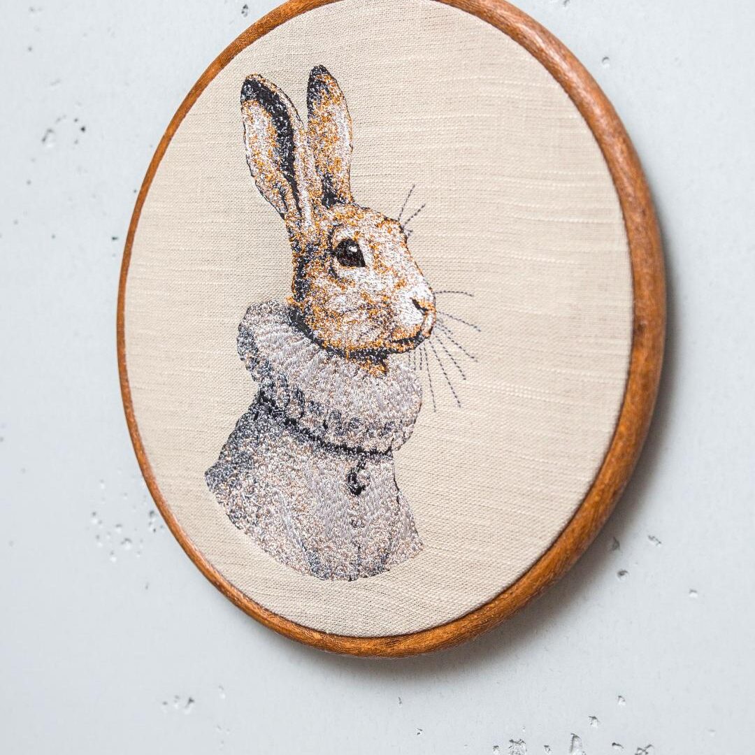 Sir Rabbit – haft w tamborku 20 cm