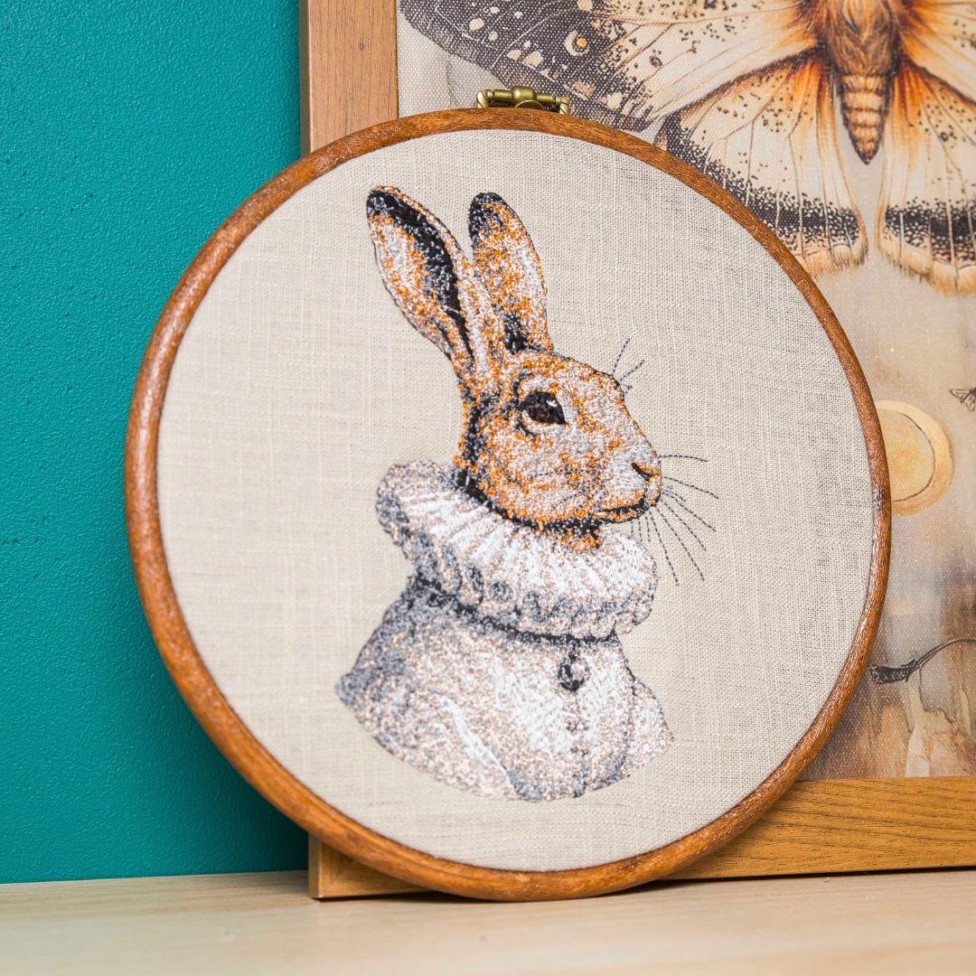 Sir Rabbit - haft w tamborku 20 cm