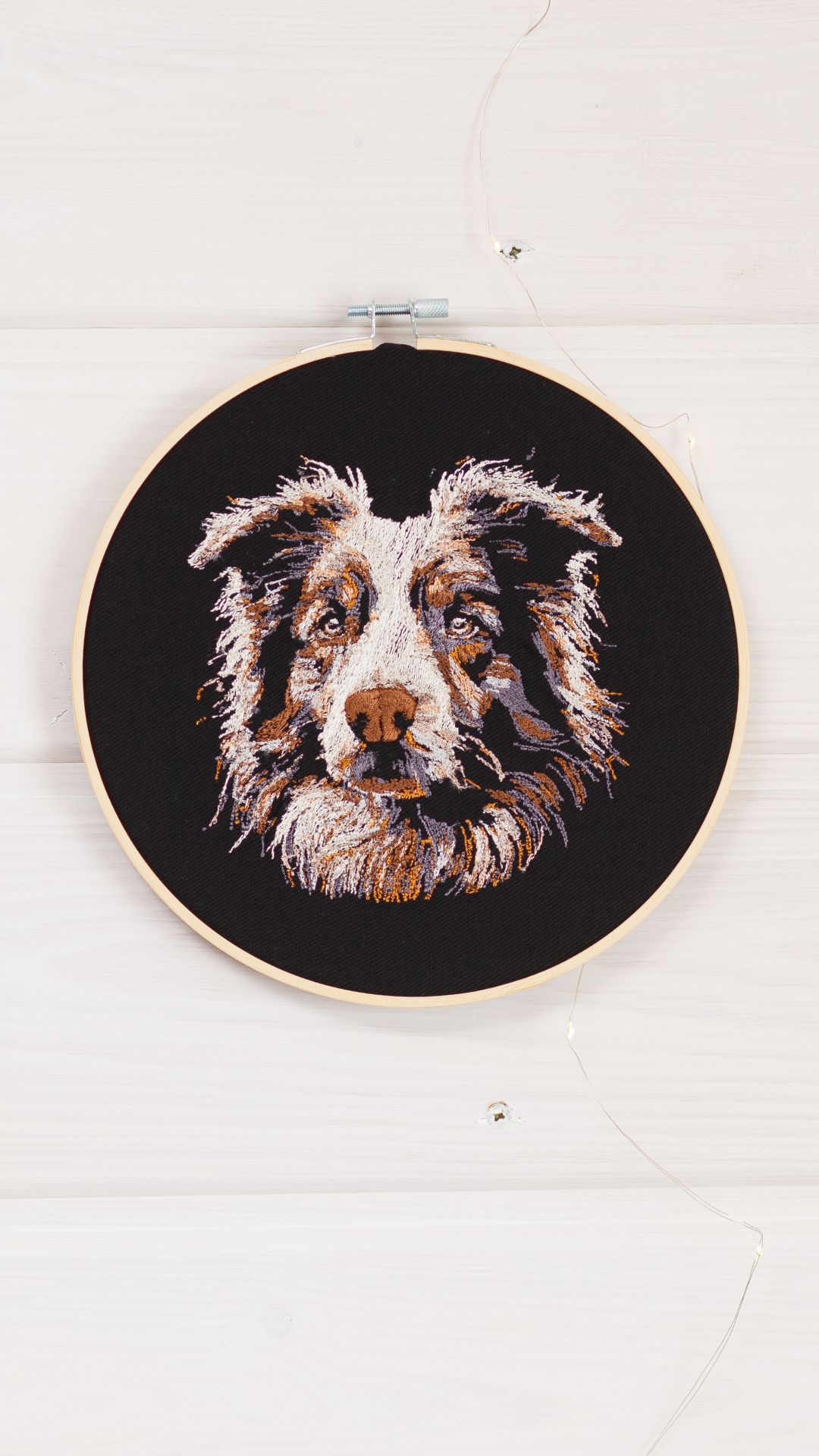 Owczarek Australijski - haft w tamborku 20 cm