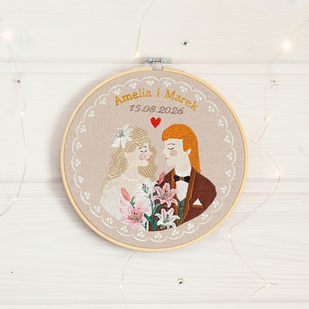 Haft ślubny w tamborku 20 cm, indywidualna dedykacja 20 - obrazek 4