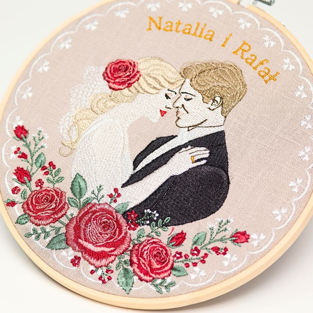Haft ślubny w tamborku 20 cm, indywidualna dedykacja 24