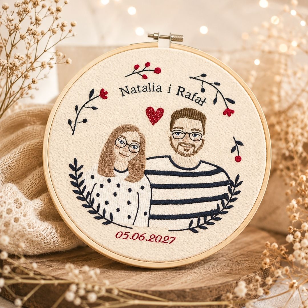Personalizowana pamiątka ślubna/zaręczynowa, haft w oprawie o średnicy ok 20 cm