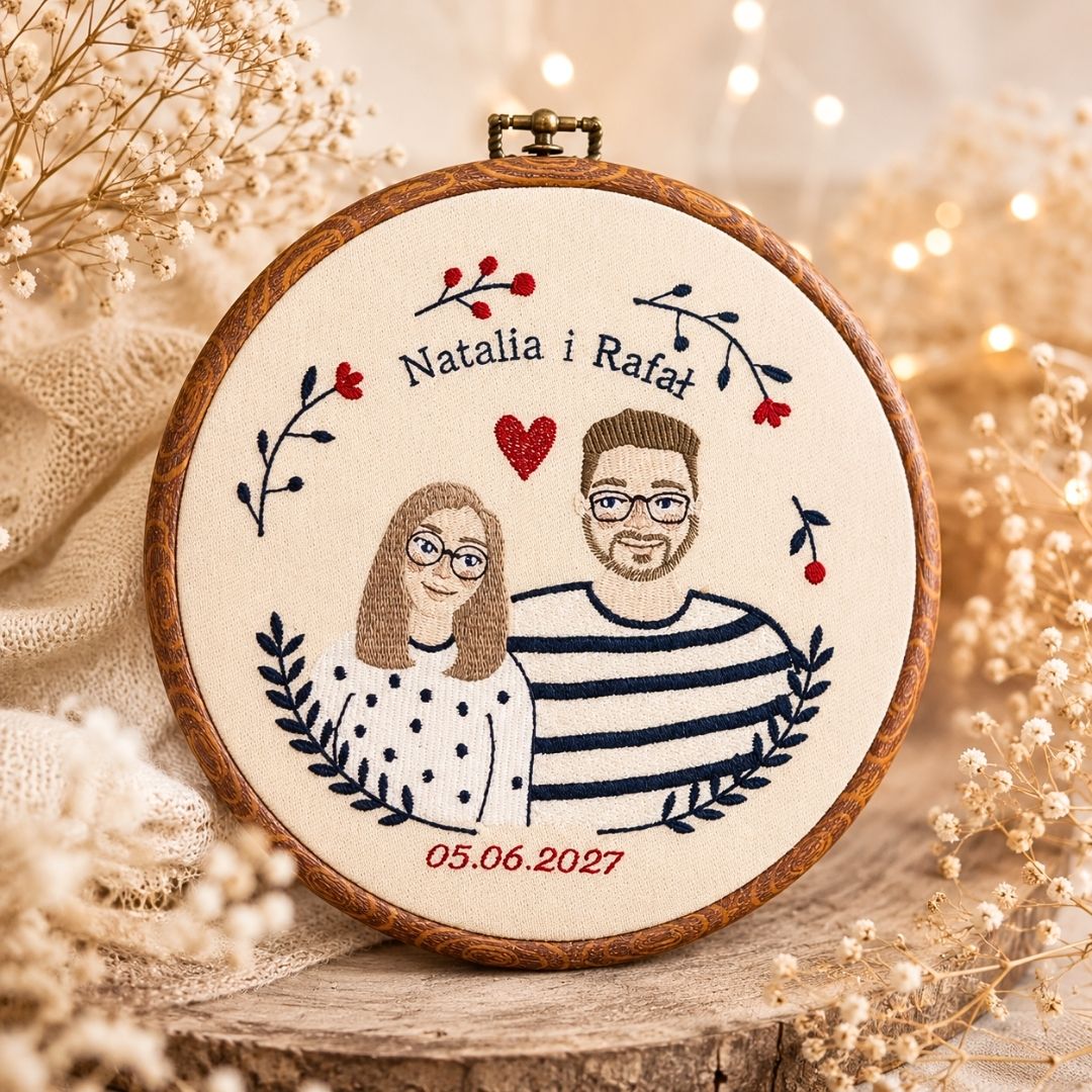 Personalizowana pamiątka ślubna/zaręczynowa, haft w oprawie o średnicy ok 20 cm