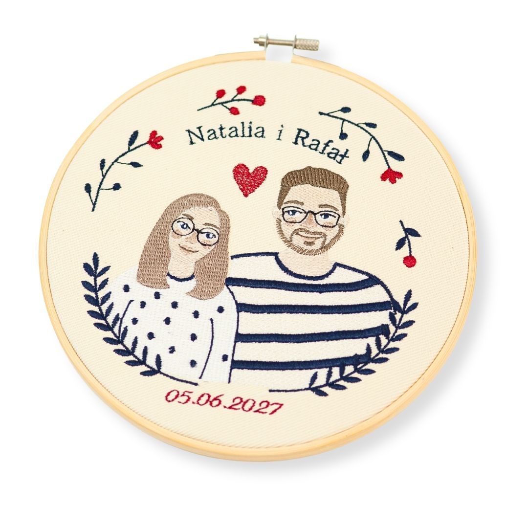 Personalizowana pamiątka ślubna/zaręczynowa, haft w oprawie o średnicy ok 20 cm