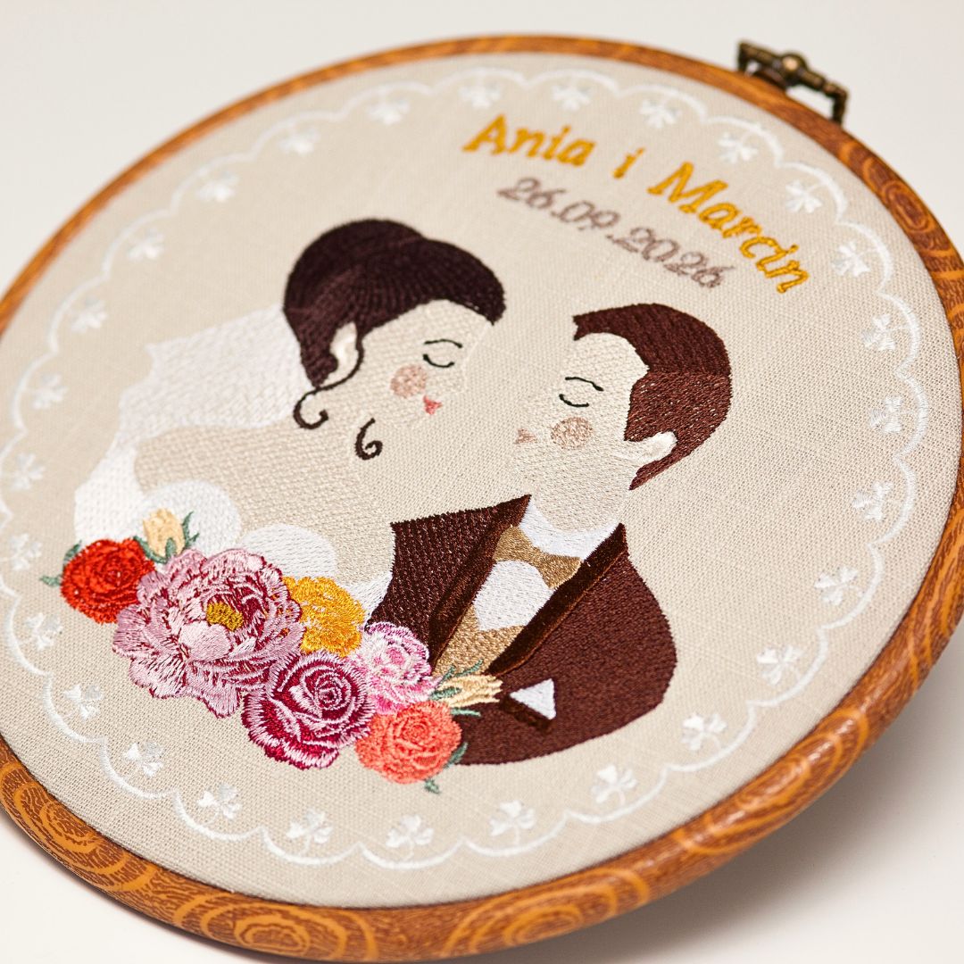 Haft ślubny w tamborku 20 cm, indywidualna pamiątka ślubna 37