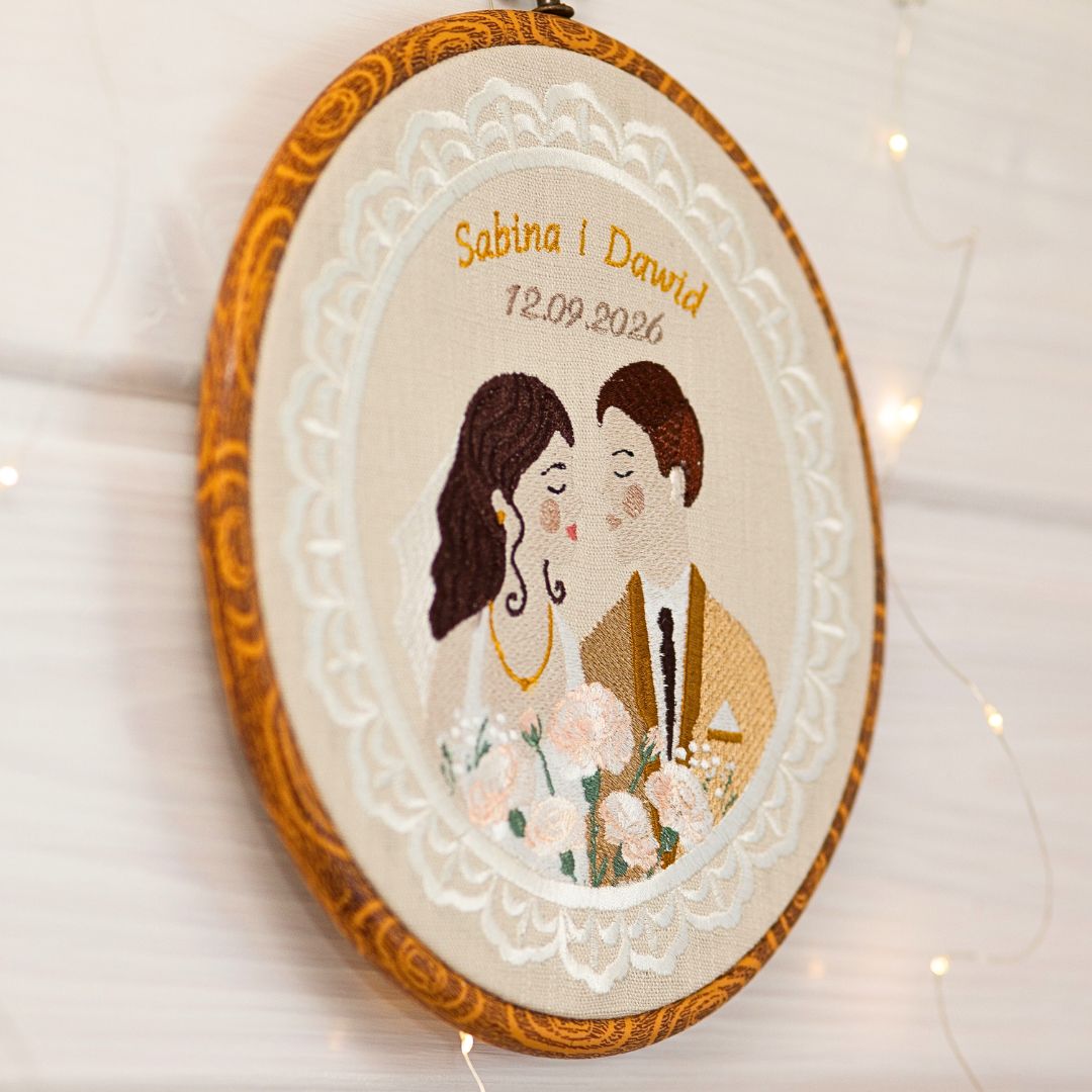 Haft ślubny w tamborku 20 cm, indywidualna pamiątka ślubna 42