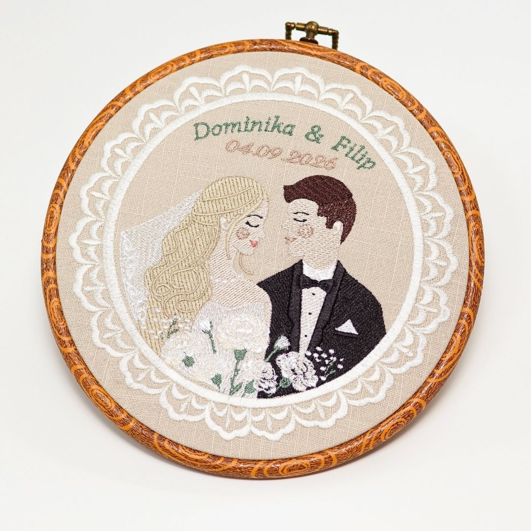 Haft ślubny w tamborku 20 cm, indywidualna pamiątka ślubna, rocznicowa 58